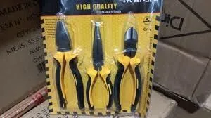 SET DE PINZAS X 3 PIEZAS /  HT-138A